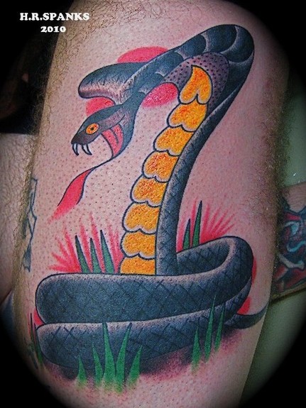 Hunter Spanks Snake tattoo
