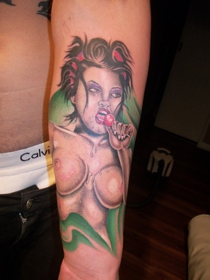 gold coast beach girl. Tattoo Paradise - Gold Coast