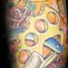 tattoo galleries/ - Traditional Style Brass Knuckles and Razor
