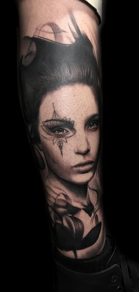 Tattoos - start of a leg sleeve - 128937