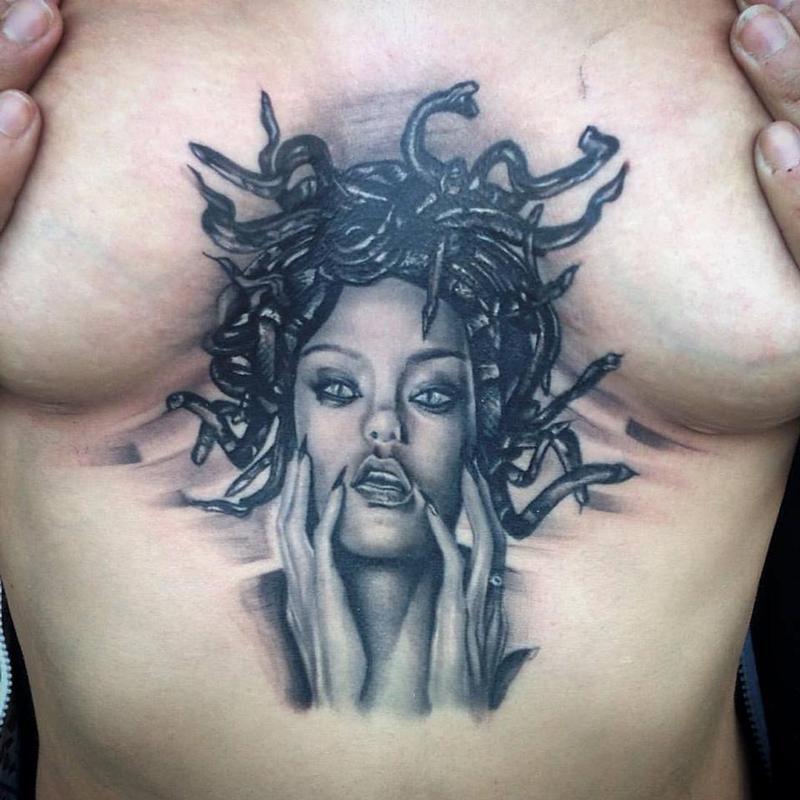 jellyfishrihanna by lorenzo di bonaventura tattoonow jellyfishrihanna by lorenzo di bonaventura tattoonow