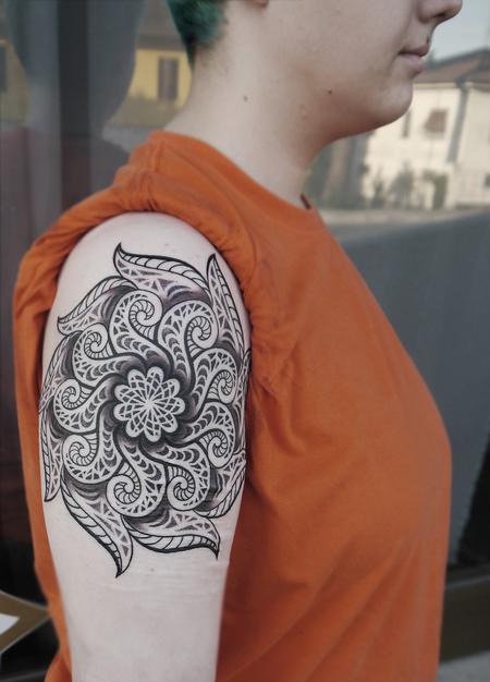 Obi - dotwork linework mandala tattoo  done on the 3rd day at Off the Map, Cervignano del Fruili , Italy