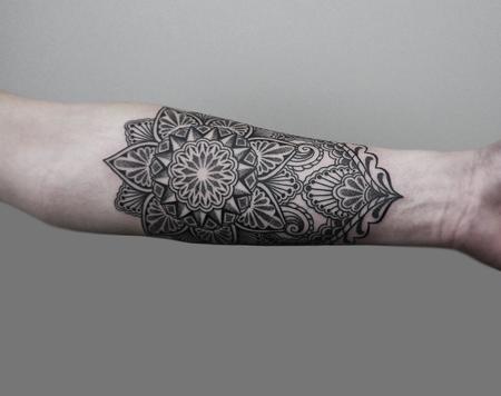 Obi - dotwork linework bongo style forearm tattoo