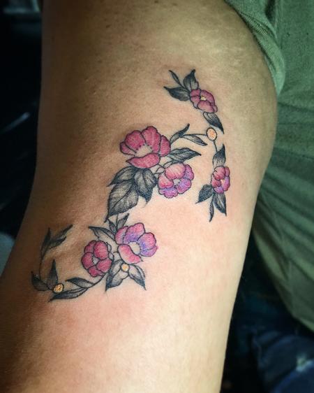Tattoos - Scorpio_sign_made_of_flowers - 132395