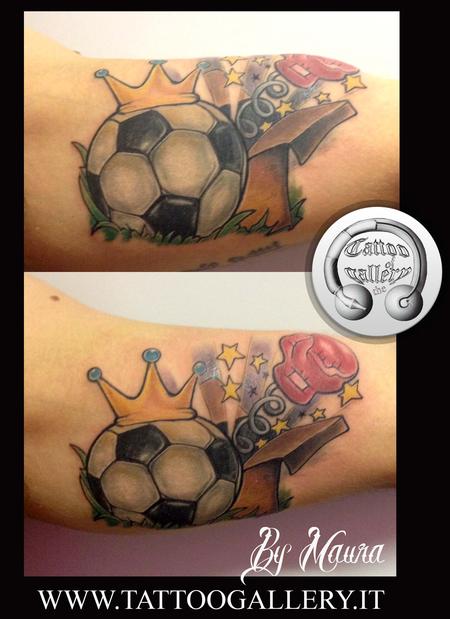 Tattoo pallone e guantone Tattoo Design Thumbnail