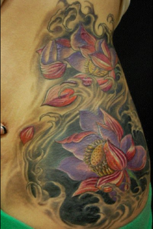 Tattoos Flower tattoos lotus side piece click to view large image