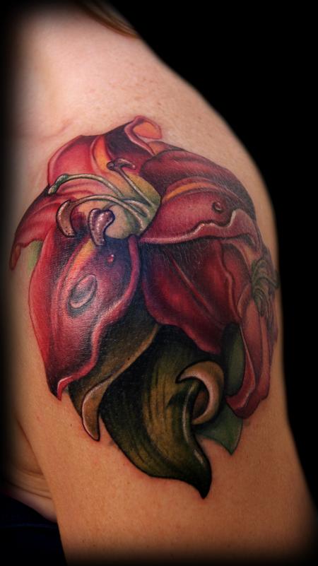 Kelly Doty - Red Lily coverup tattoo
