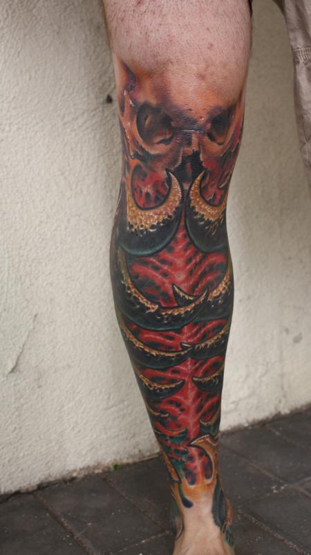 Ty McEwen - color bio organic leg tattoo