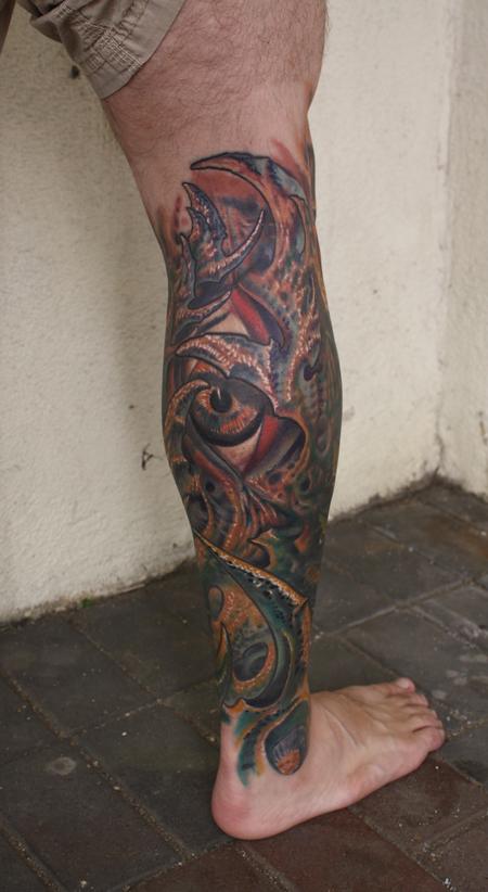 Ty McEwen - color bio organic leg tattoo