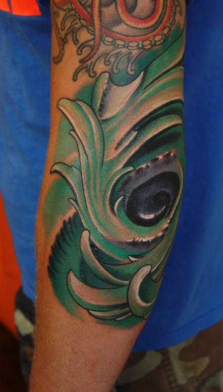 Ty McEwen - color bio organic tattoo 