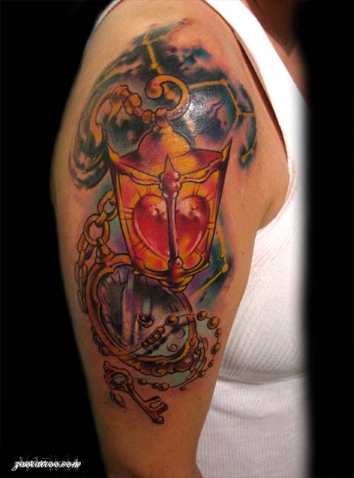 Muriel Zao -  Heart Lantern Tattoo