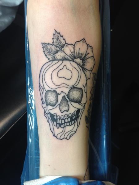 Tattoos - Wood skull - 125107