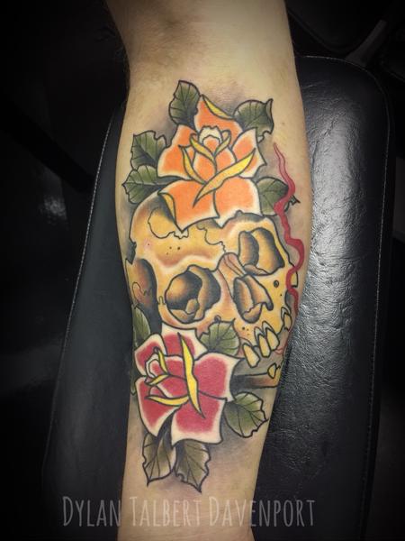 Dylan Talbert Davenport - Skull and roses