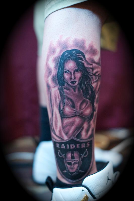 Tattoos - Raiderette - 70530