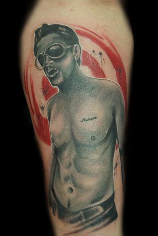 johnny knoxville by john dame tattoonow johnny knoxville by john dame tattoonow
