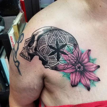 Jesse Neumann - Seed of Life Skull Tattoo