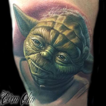 Evan Olin - Full color realistic Yoda tattoo from Star Wars