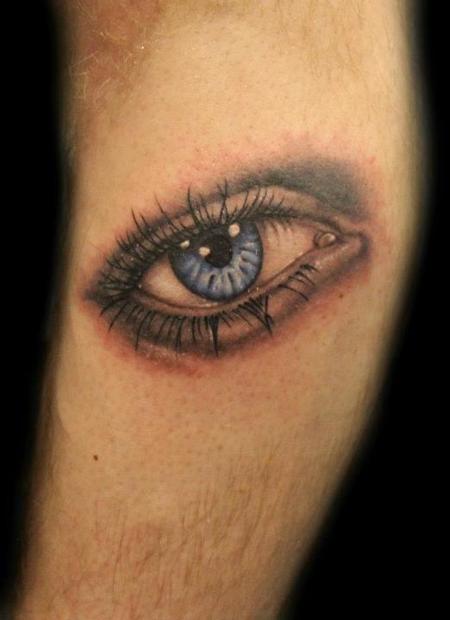 Realistic Eyeball Tattoo