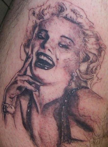 Mike Ledoux - marilyn monroe black and grey portrait