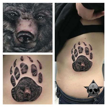 Tattoos - Bear in claw - 114357