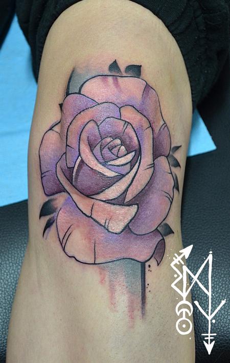 Tattoos - Rose on a knee - 115057