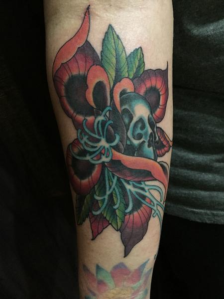 Tattoos - Skull in Flower - 126703
