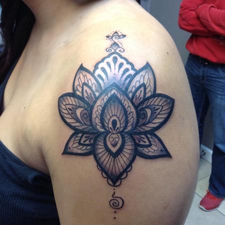 Tattoos - Lotus - 125520