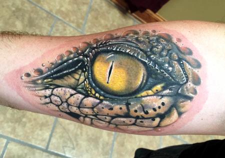 Tattoos - Alligator Eye  - 99326