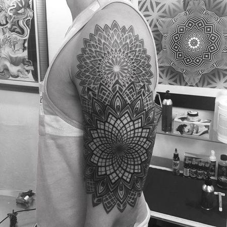 Tattoos - Dot work Mandalas - 126234