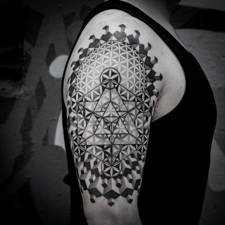 Tattoos - blackwork dotwork - 129922
