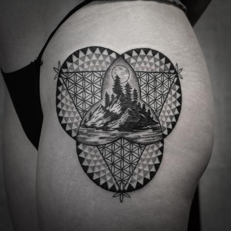 Tattoos - blackwork dotwork - 129923
