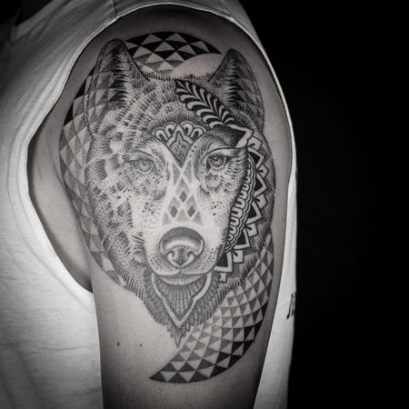 Tattoos - blackwork dotwork wolf - 129939