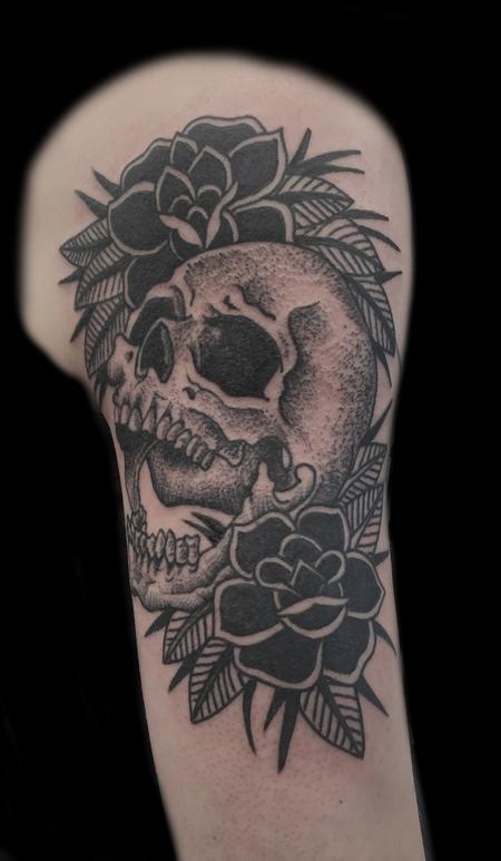 Tattoos - skull with black roses  - 113896