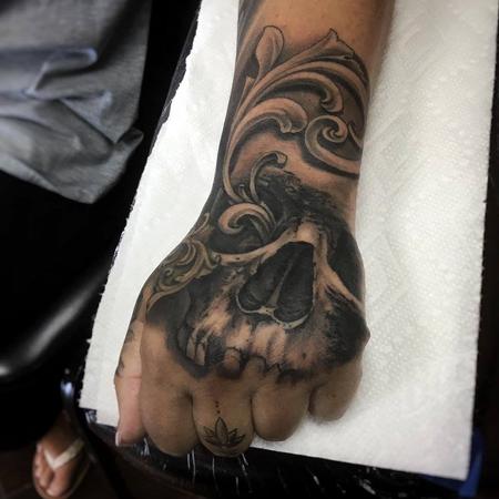 Tattoos - Skull on Hand - 129288