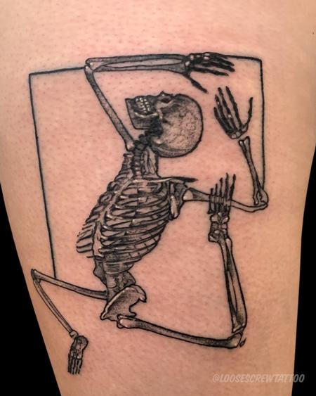 Tattoos - Stretching Skeleton - 142089