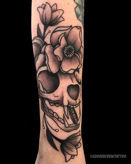 Tattoos - Skull & Flowers - 141968