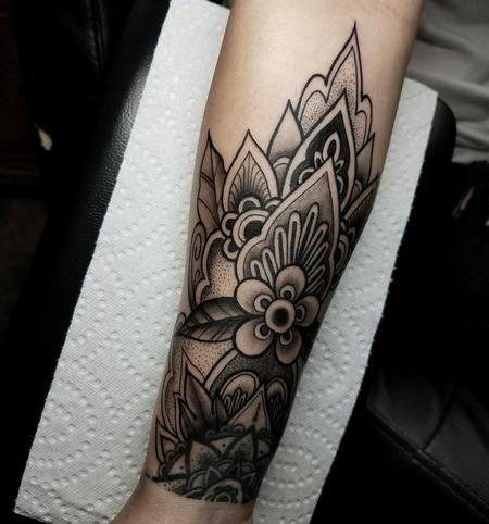 Tattoos - Blackwork Mendhi Floral - 132001