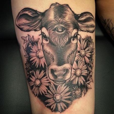 Tattoos - 3 eyed calf - 115422
