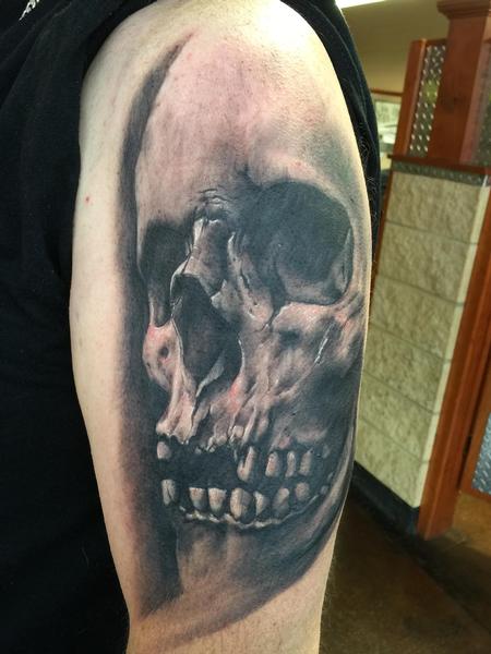 Marshall Bennett - Black and Gray Skull