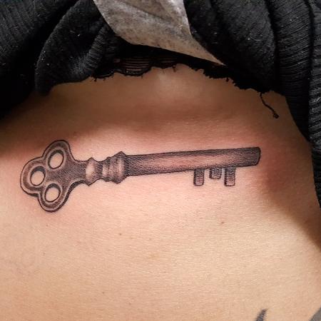 Tattoos - Old key - 123186