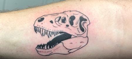 Howard Bell (PORTLAND) - Minimalistic T-Rex Skull