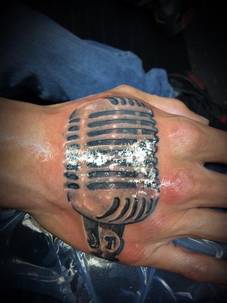 Tattoos - Mic on hand  - 140550