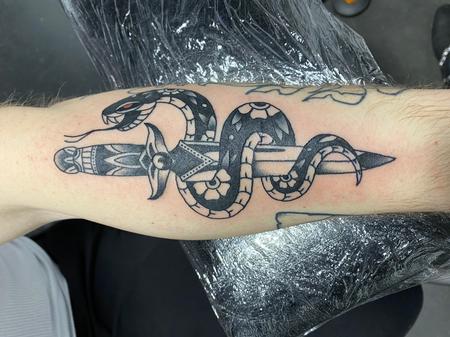 Tattoos - Snake n dagger - 142597