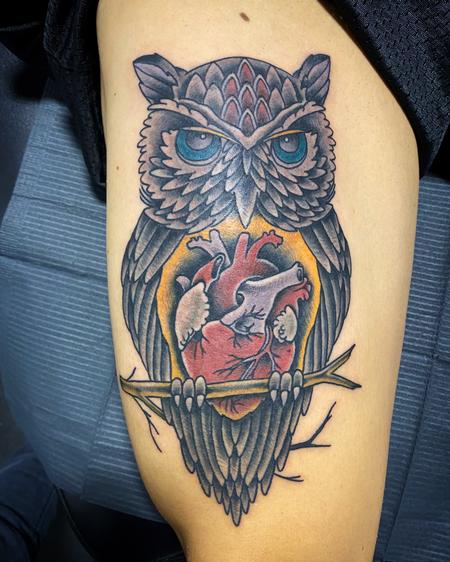 Tattoos - Owl with a big heart - 141999
