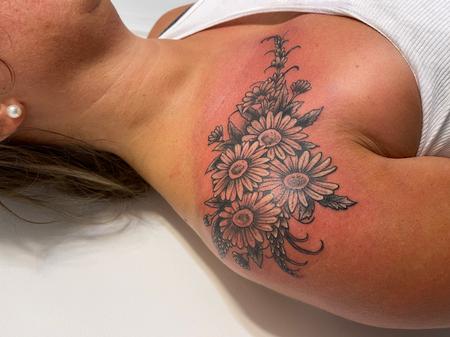 Tattoos - Daisy  - 143448