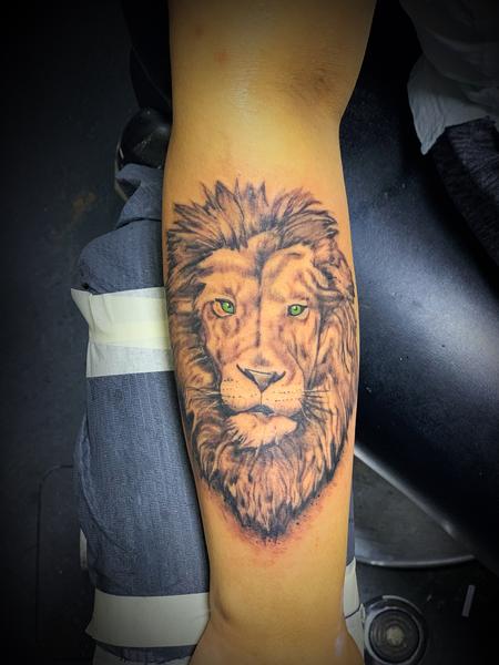 Tattoos - LIONNNNNNNNN - 139999