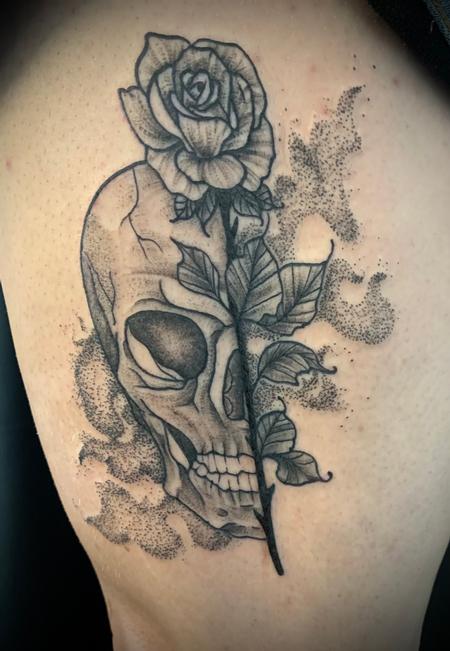 Carey Liu (MADISON) - Skull rose