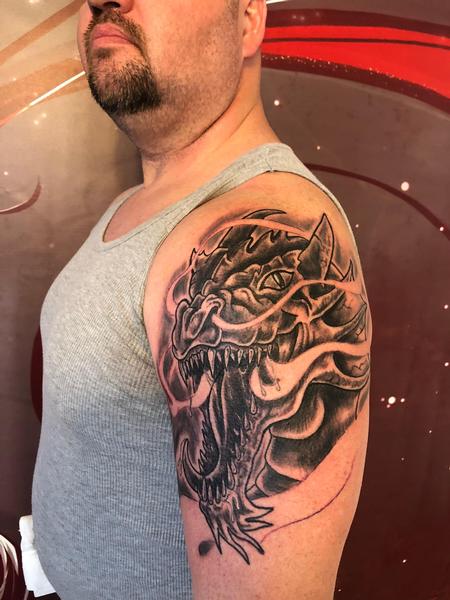 Tattoos - Dragon b&g - 133289