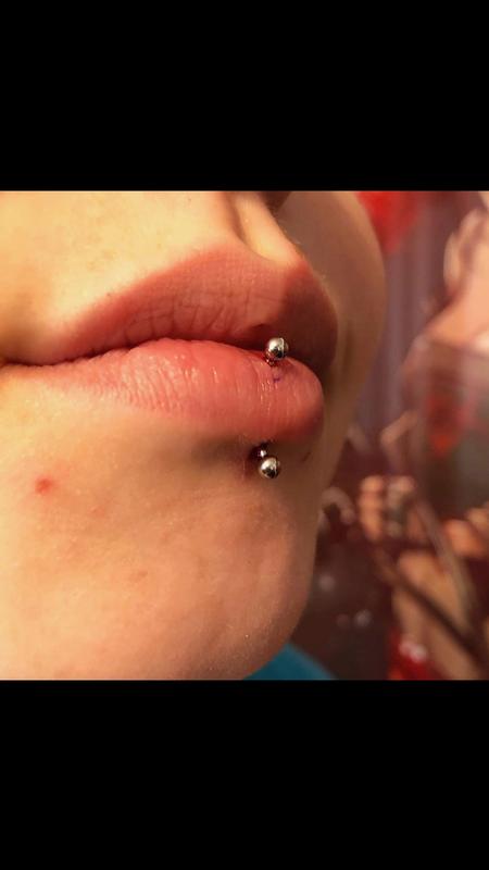 Tattoos - Lip - 142566