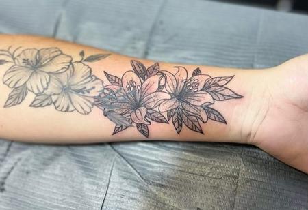 Tattoos - Lillies - 143713
